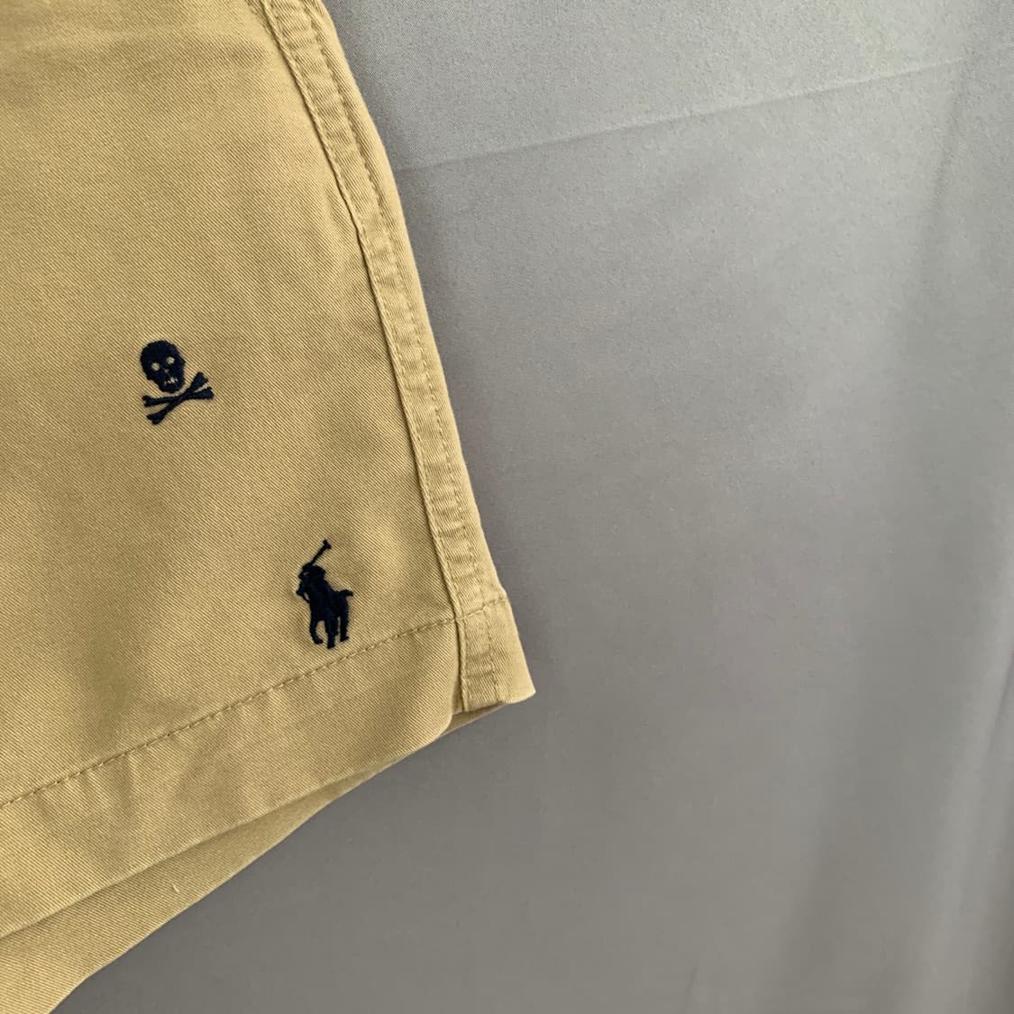 29인치 폴로랄프로렌 클래식핏 해골 패턴 자수 스판 밴딩 반바지 상품이미지4