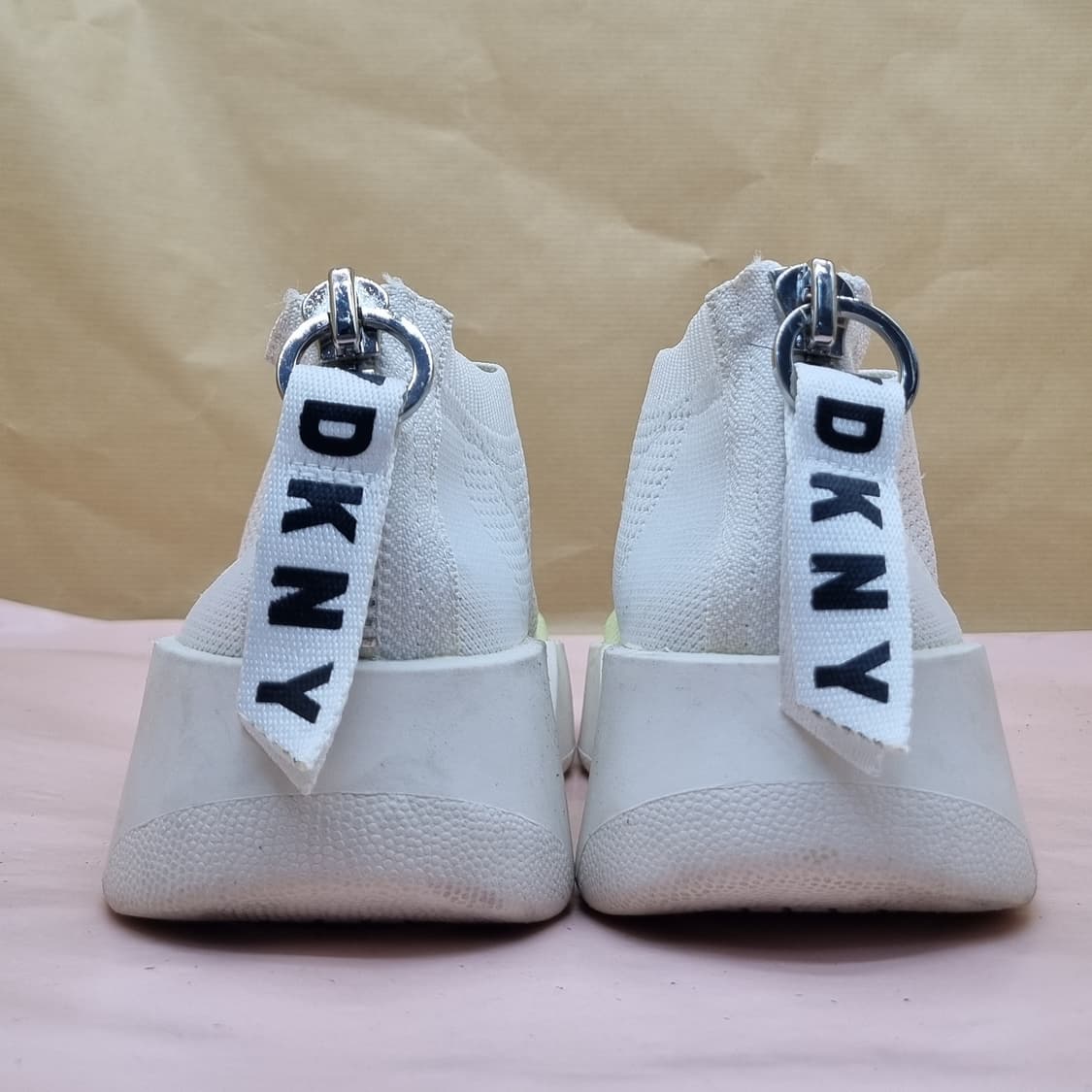 DKNY 마르셀 여성 슬립온 245 상품이미지4