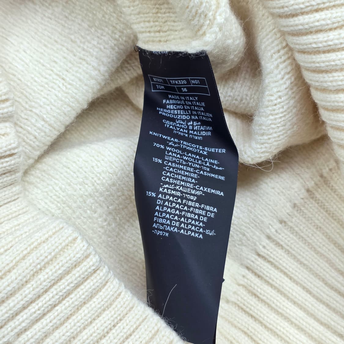 톰포드 터틀넥 니트 상품이미지5