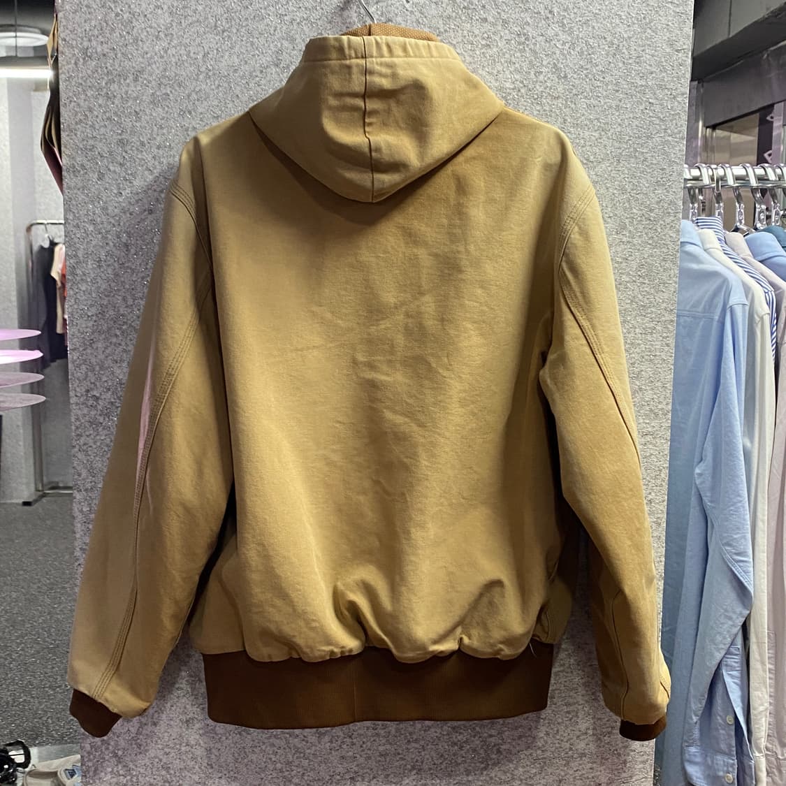 칼하트 OG 샌드스톤 엑티브 워크 자켓 B3459 상품이미지4