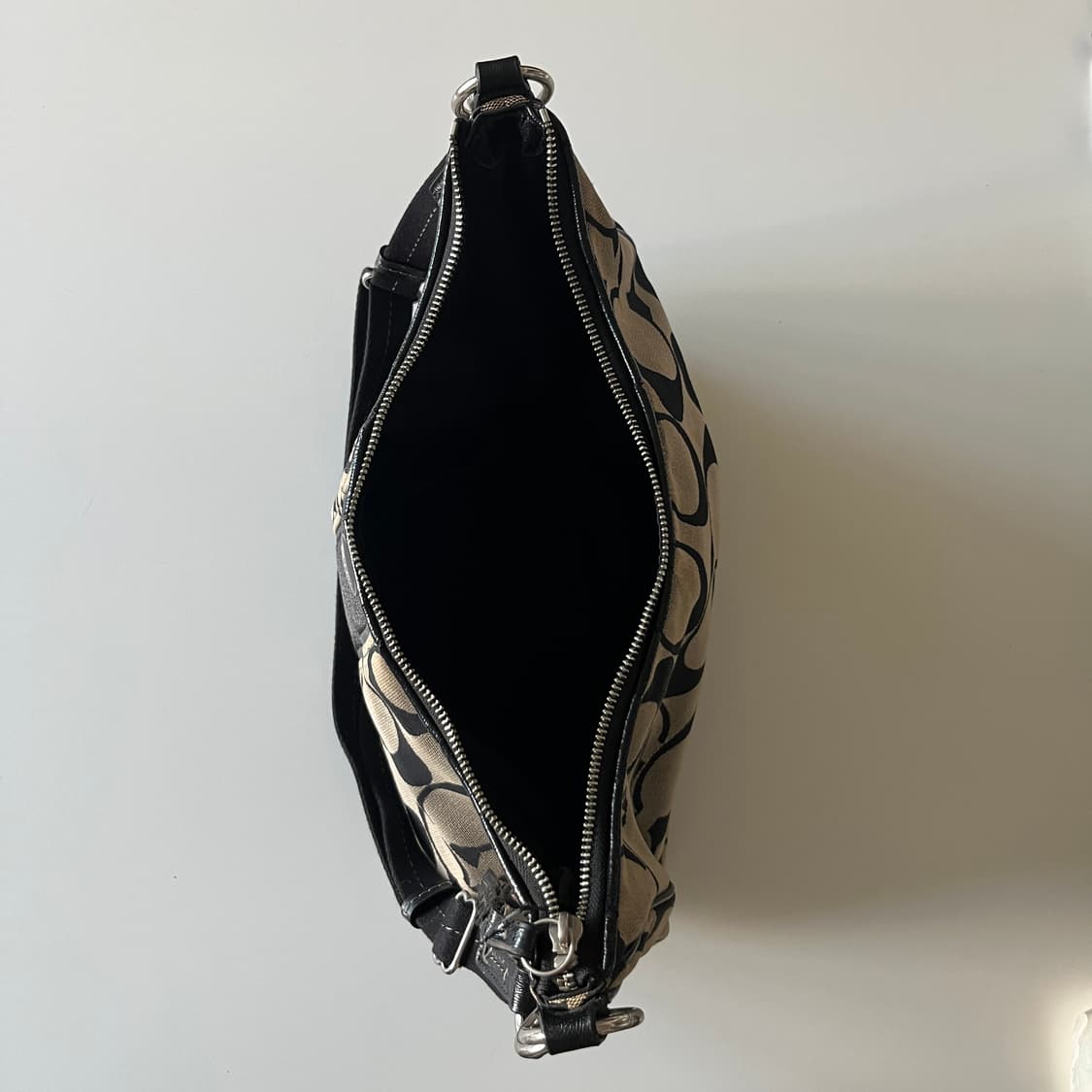 COACH signature Hobo Cross Bag 상품이미지6