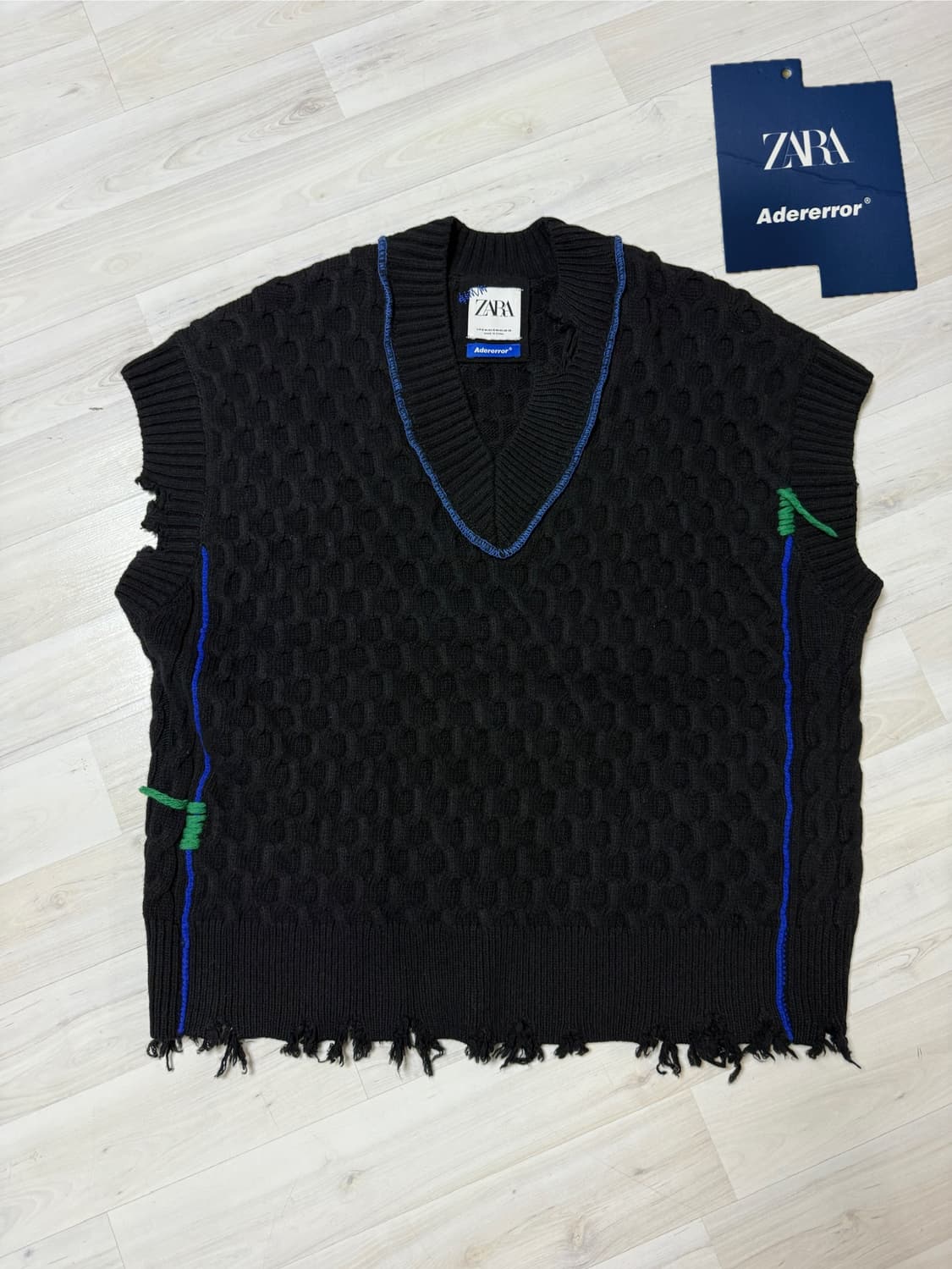 아더에러 X 자라 오버사이즈 베스트 블랙 상품이미지6