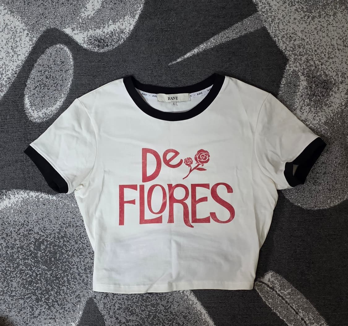 [아이돌 착용] RAIVE 레이브 백리스 De Flores 핫걸 티셔츠 상품이미지3