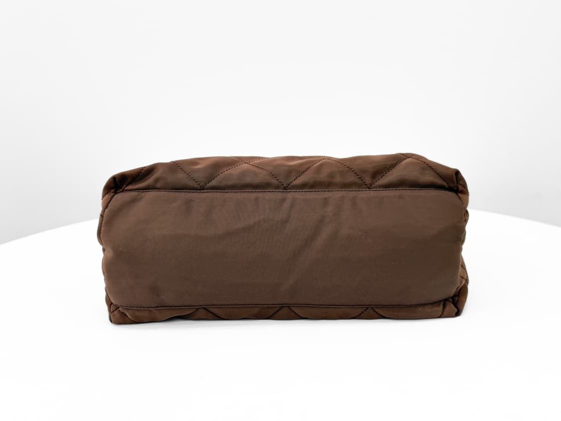 프라다 나일론 퀼팅 체인 숄더백 브라운 상품이미지7