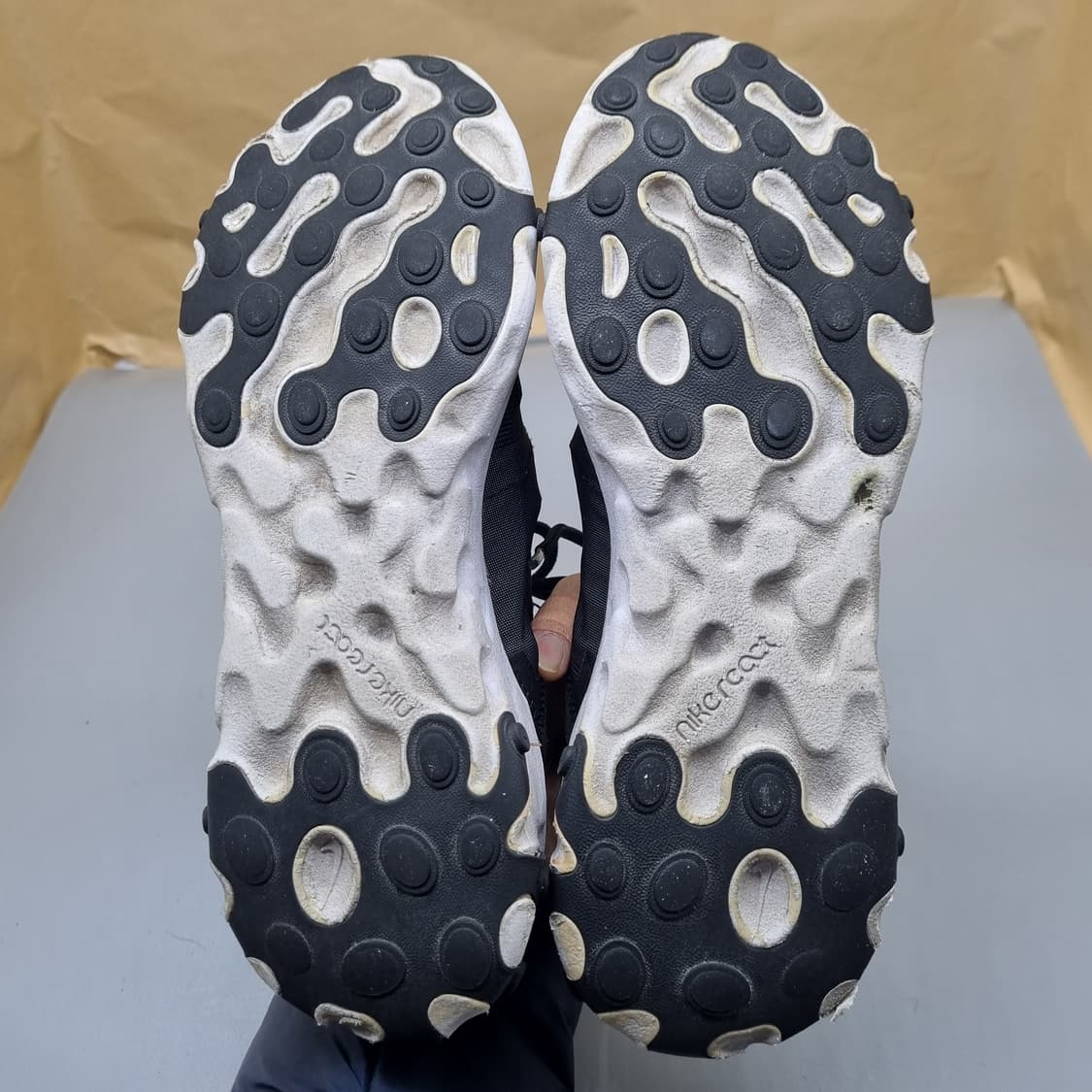 나이키 리액트 엘리먼트55 운동화255 상품이미지3