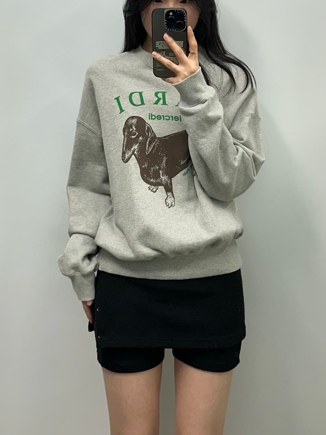 마르디 메크르디 빅로고 그레이 맨투맨 상품이미지1