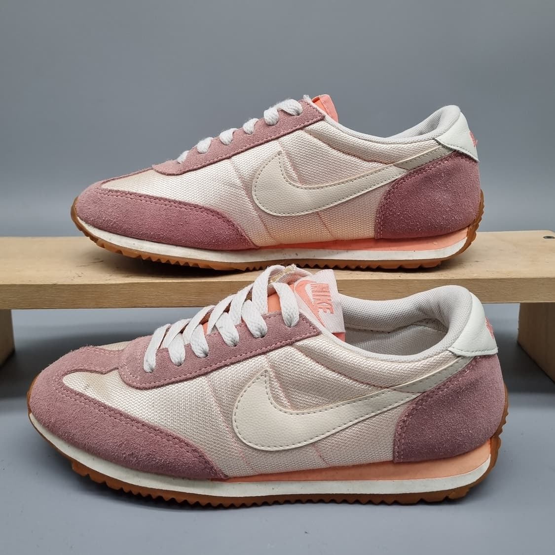 나이키 오세아니아 여성  운동화230 상품이미지1