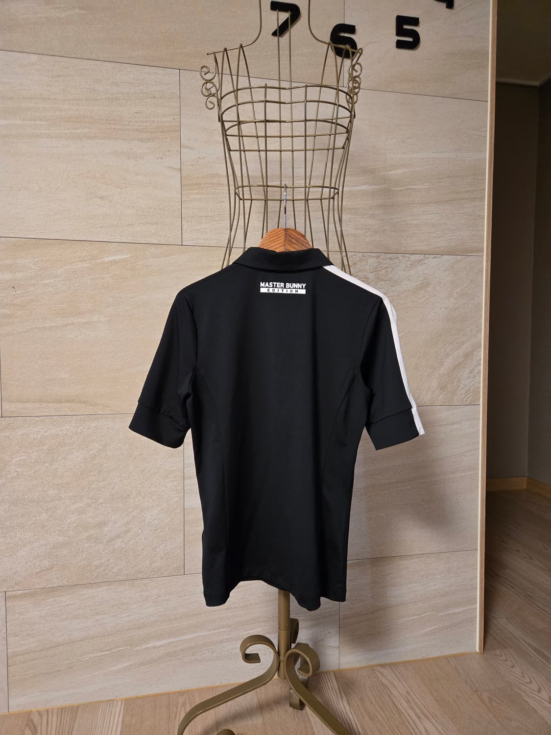 [1/90] 마스터바니 여성 골프 반팔티 상품이미지3