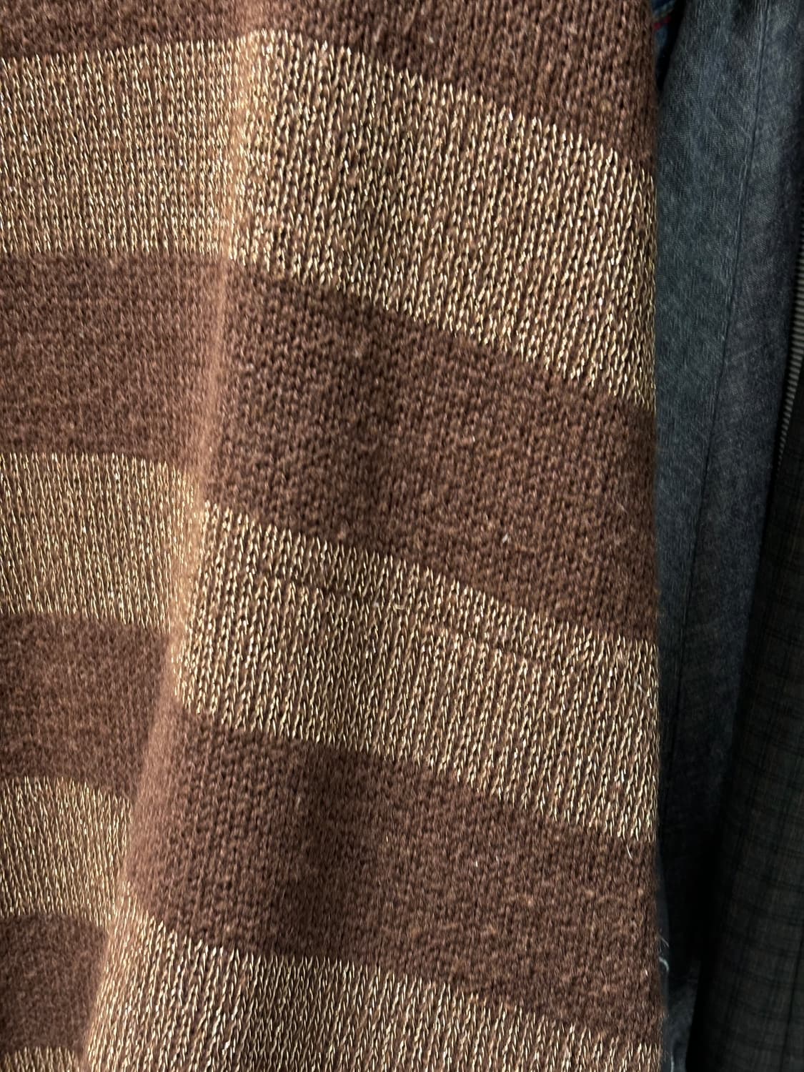 And a 스트라이프 니트 상품이미지4