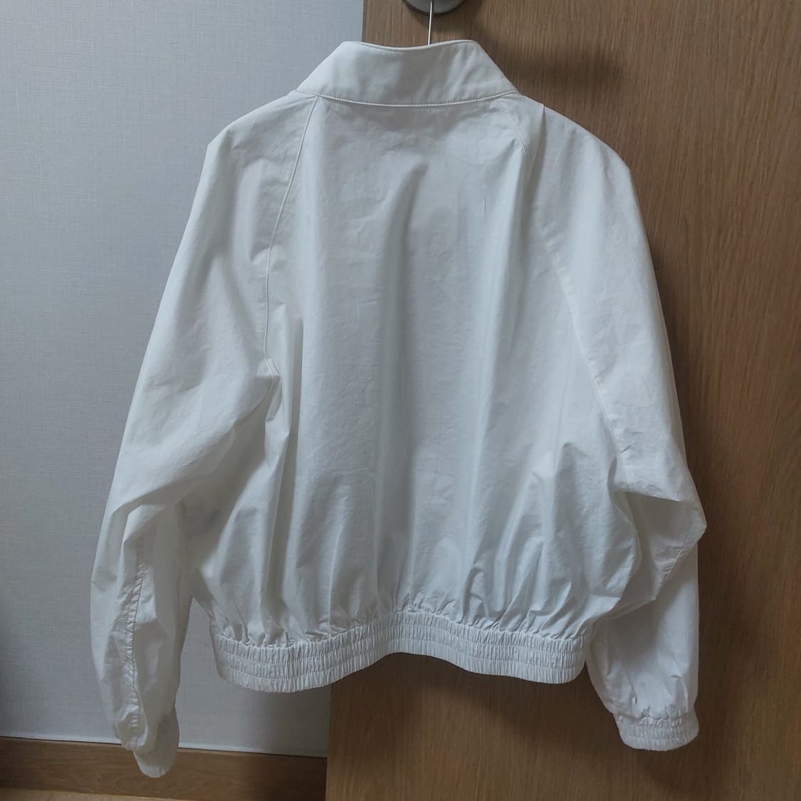 유니클로 코튼 숏 블루종 자켓 화이트 상품이미지2