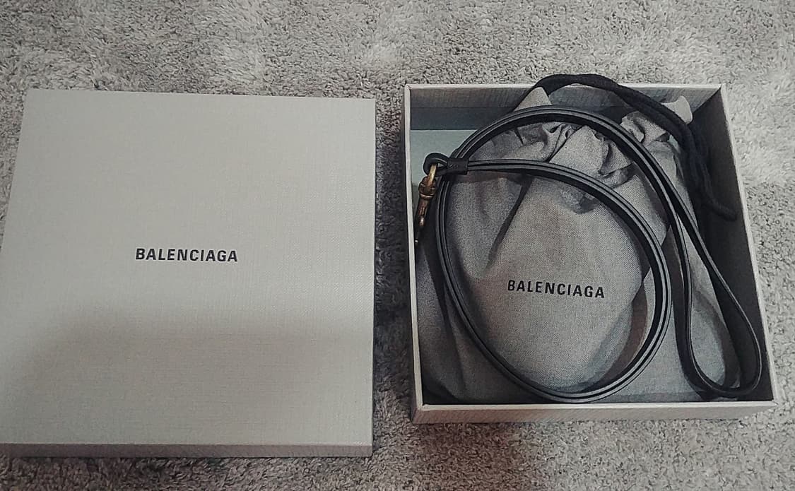 발렌시아가BALENCIAGA 참장식 지퍼반지갑/블랙 상품이미지10