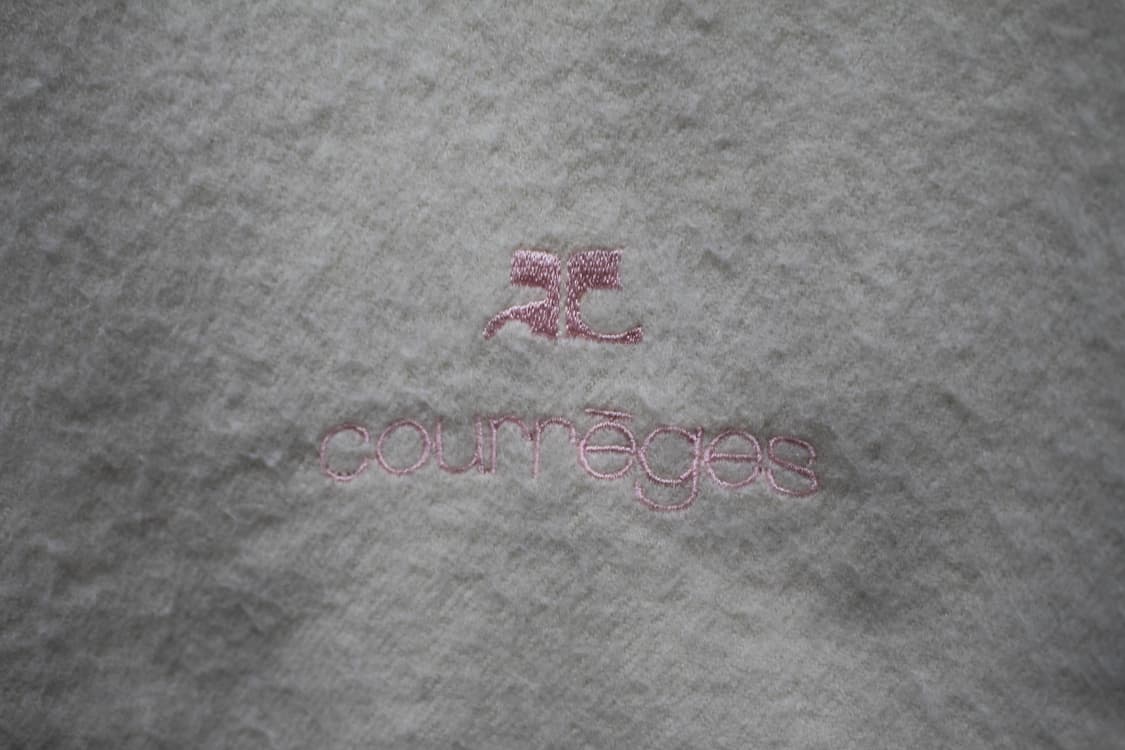 꾸레쥬 화이트 머플러 상품이미지6