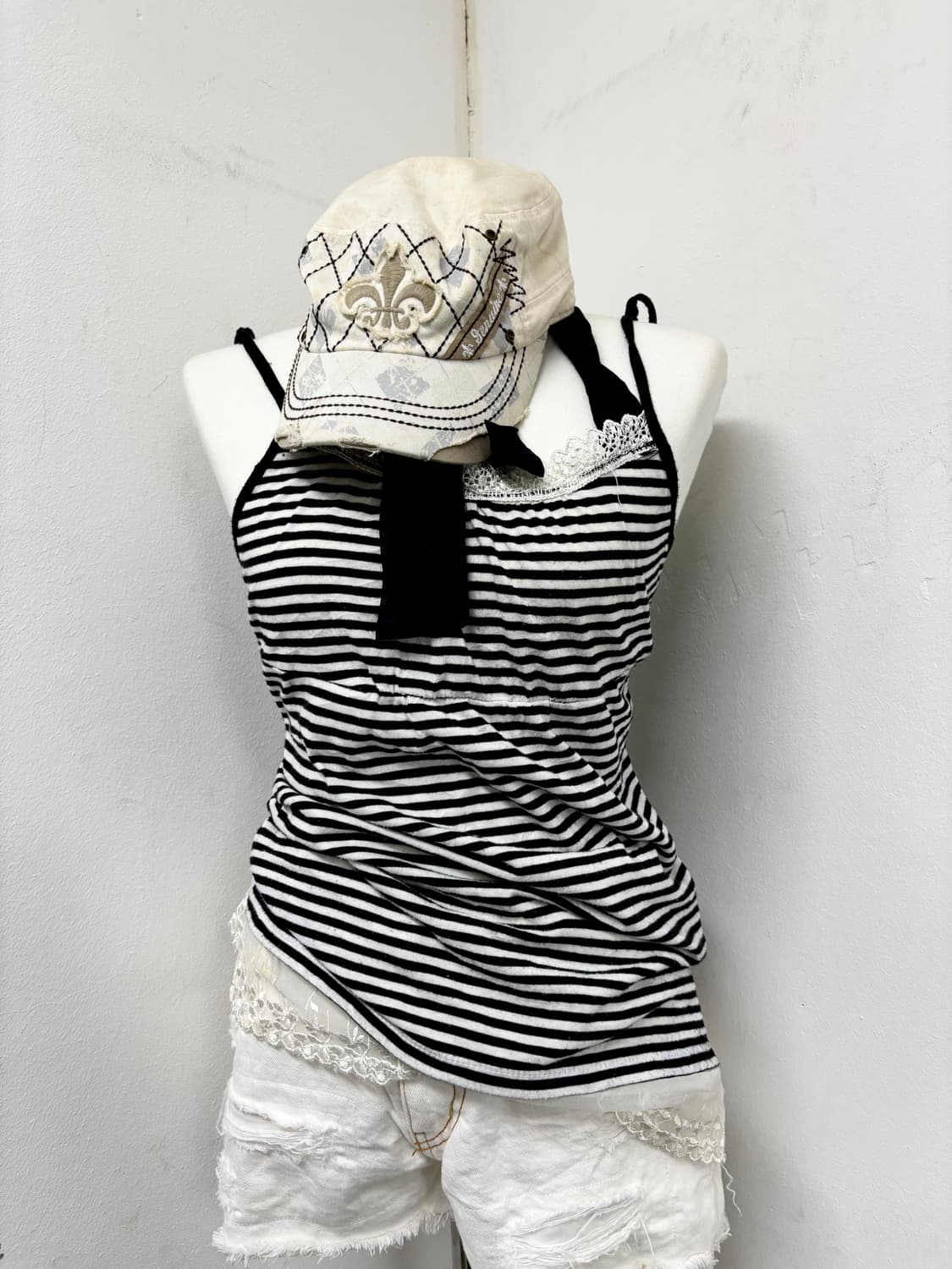 “Vintage” Y2K Stripe Lace Sleeveless 상품이미지7