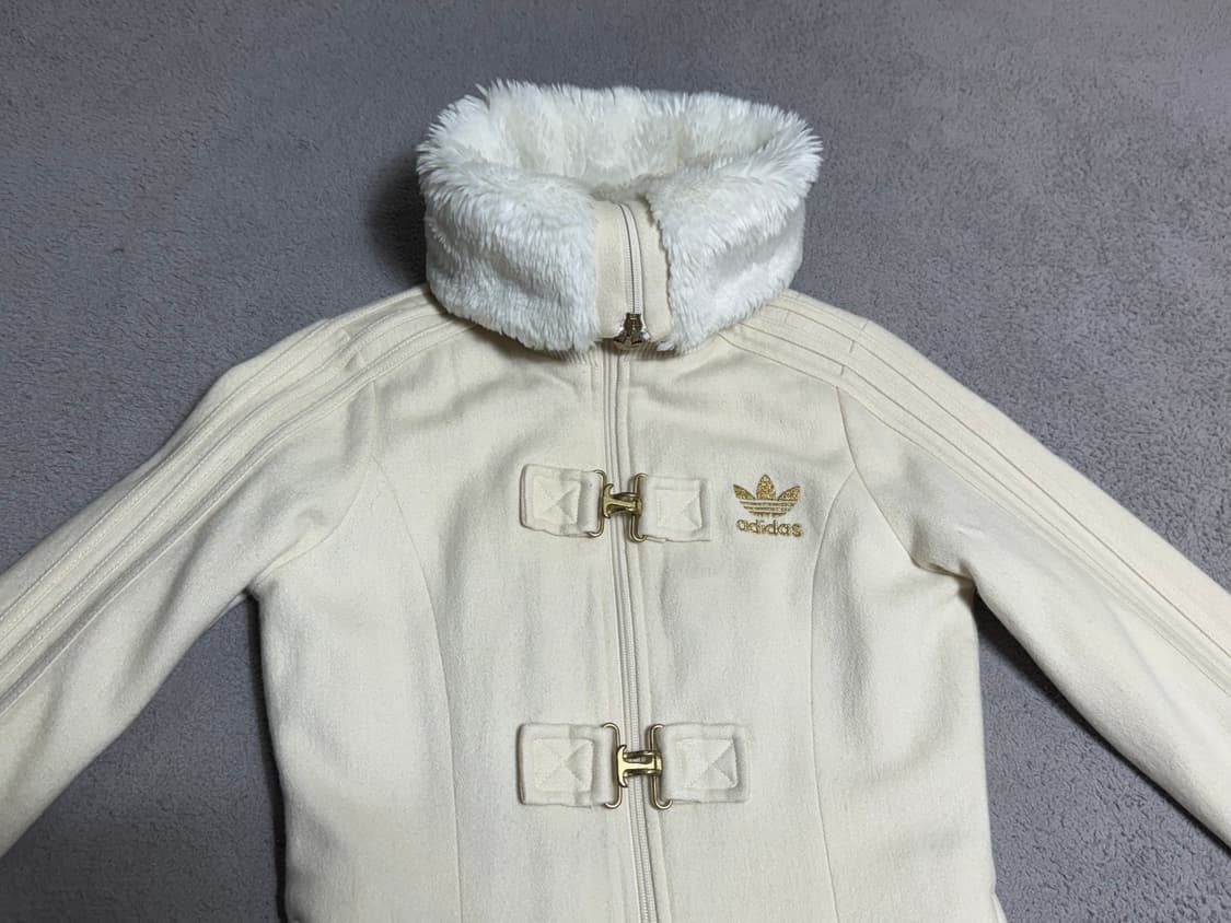 아디다스 Y2K 보아털 금장 버클 원피스 코트자켓 중디다스  상품이미지8