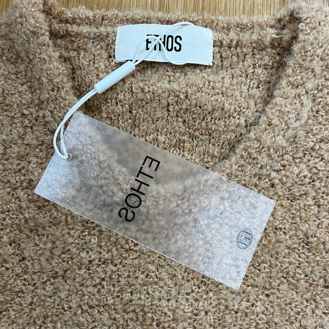 <새상품> ETHOS 부클 에토스 니트 상품이미지4