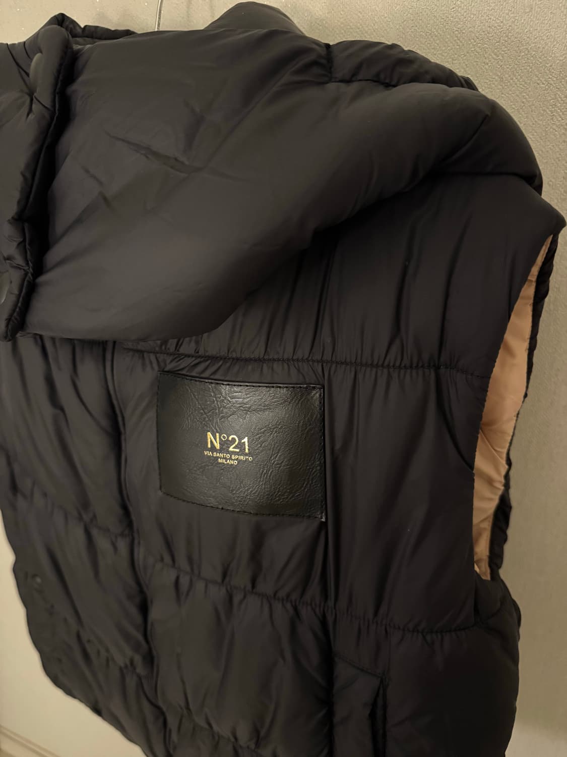 [N°21] 컬렉션 패딩 조끼 베스트 / 블랙 상품이미지3