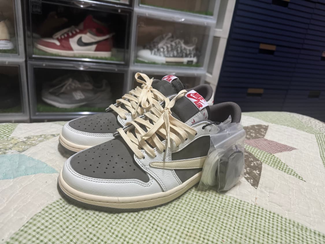 조던 1 x 트래비스 스캇 레트로 로우 OG SP 세일 앤 리저록 270 상품이미지1