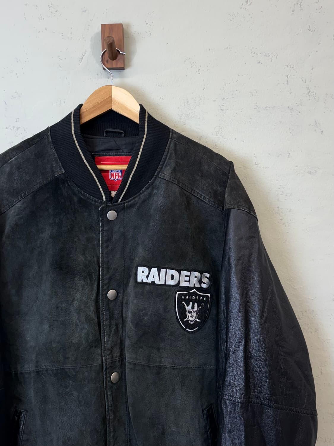 NFL 90s 빈티지 오클랜드 레이더스 레더 바시티 자켓 상품이미지5