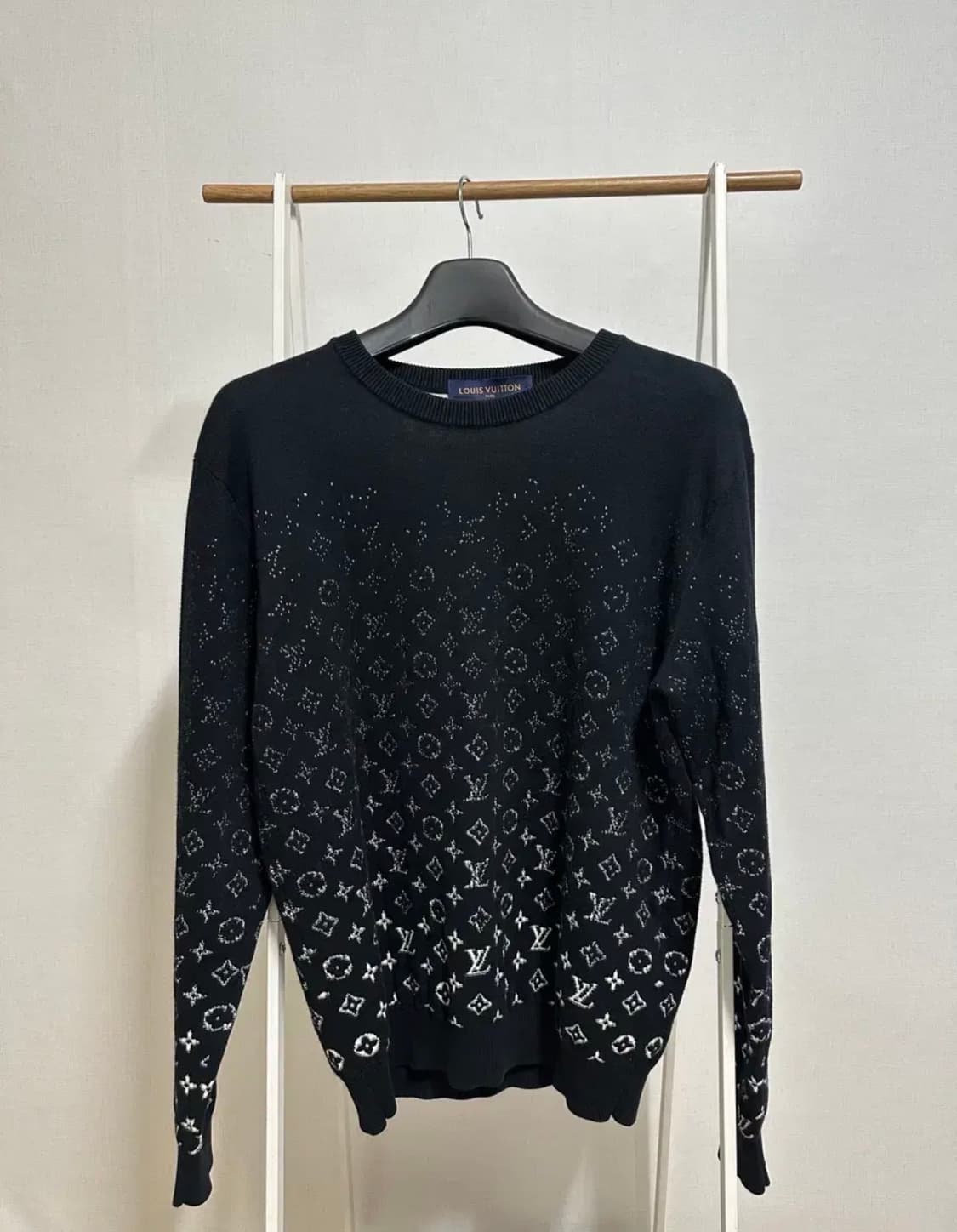 루이비통 그라데이션 니트 M 상품이미지1