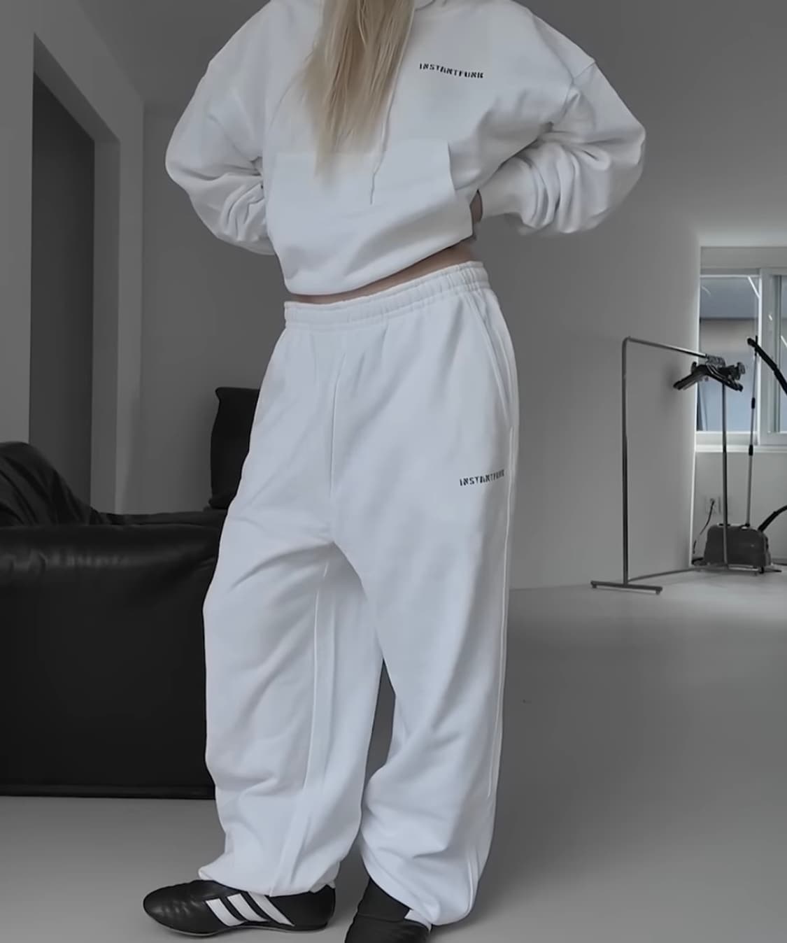 인스턴트펑크 스탠다드 후드 & 팬츠 화이트 상품이미지1