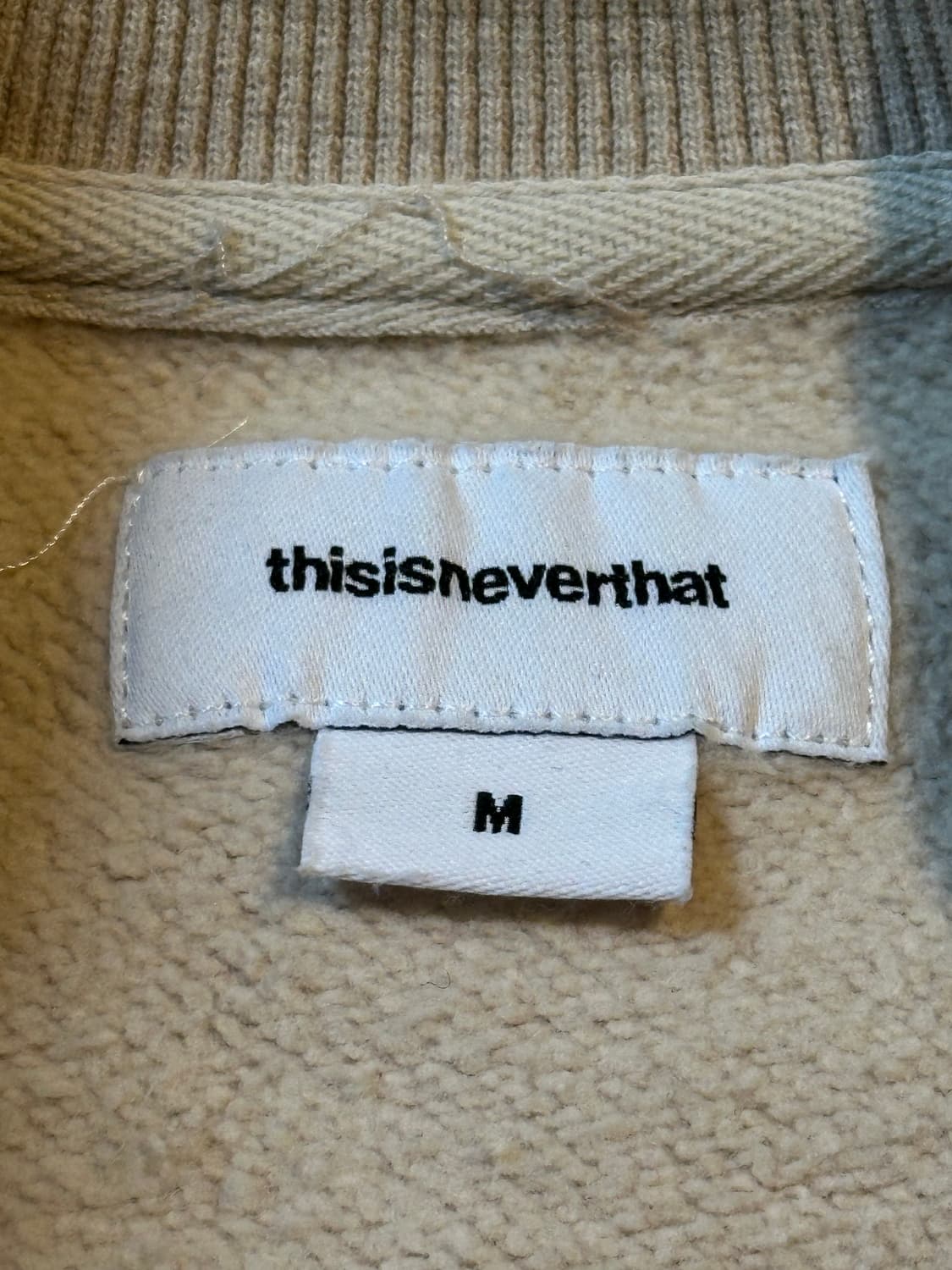 디스이즈네버댓 T-Logo 맨투맨 라이트베이지 상품이미지6