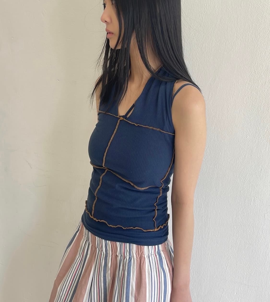 Baserange Cinder halter top 상품이미지1