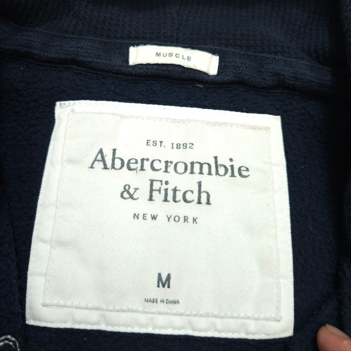 아베크롬비 아치 로고 후드 집업 M 네이비 상품이미지5