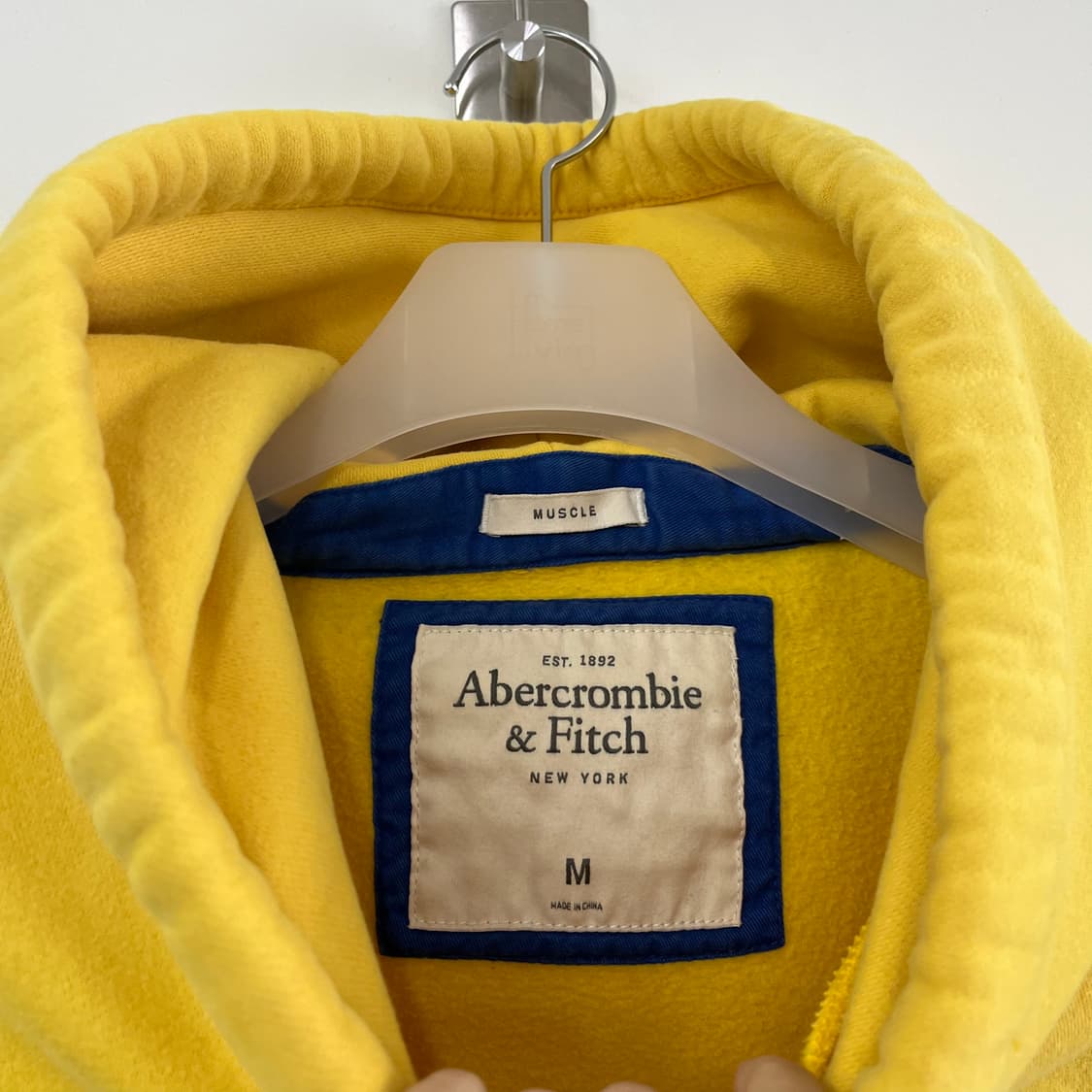 아베크롬비 자수로고 옐로우 후드티 상품이미지5