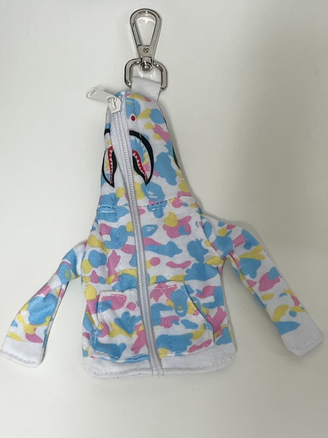 베이프 샤크 후드 키링 상품이미지2