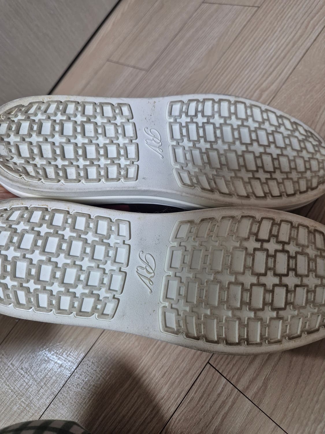 (정품) 로저비비에 큐빅 슬립온 플라워슬립온 37.5 상품이미지6