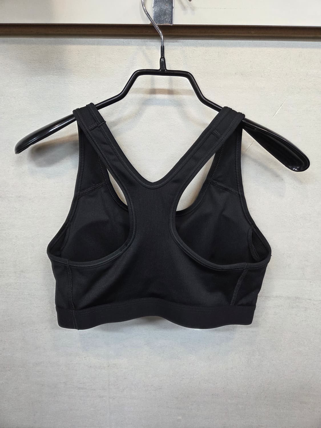 나이키 드라이핏 스우시 스포츠 브라탑 m 상품이미지2