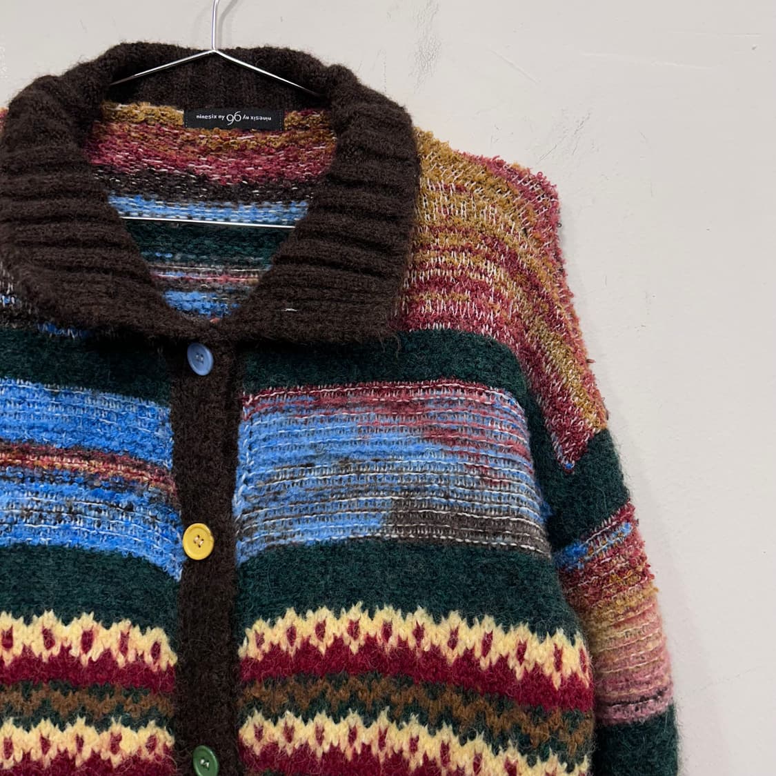 NINESIX NY 빈티지 패턴 부클 니트 가디건 상품이미지1