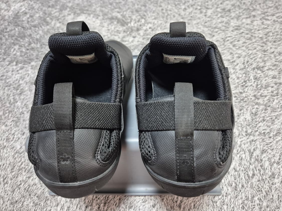 나이키 에어 줌 펄스 트리플블랙 265 상품이미지5