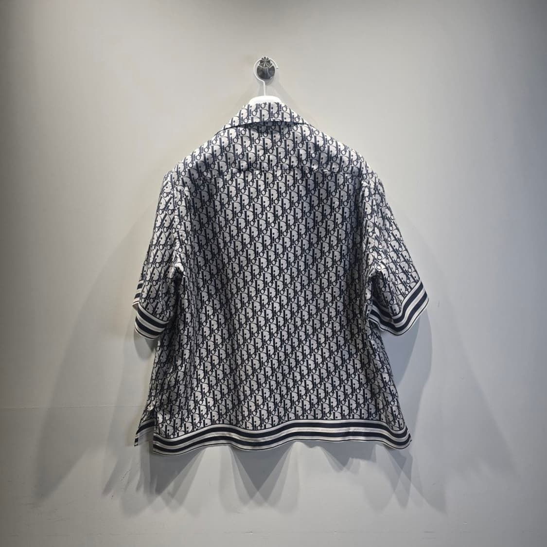 [중고/정품] 디올 오블리크 실크 트윌 반팔 셔츠 / 버뮤다 쇼츠 세트 상품이미지2