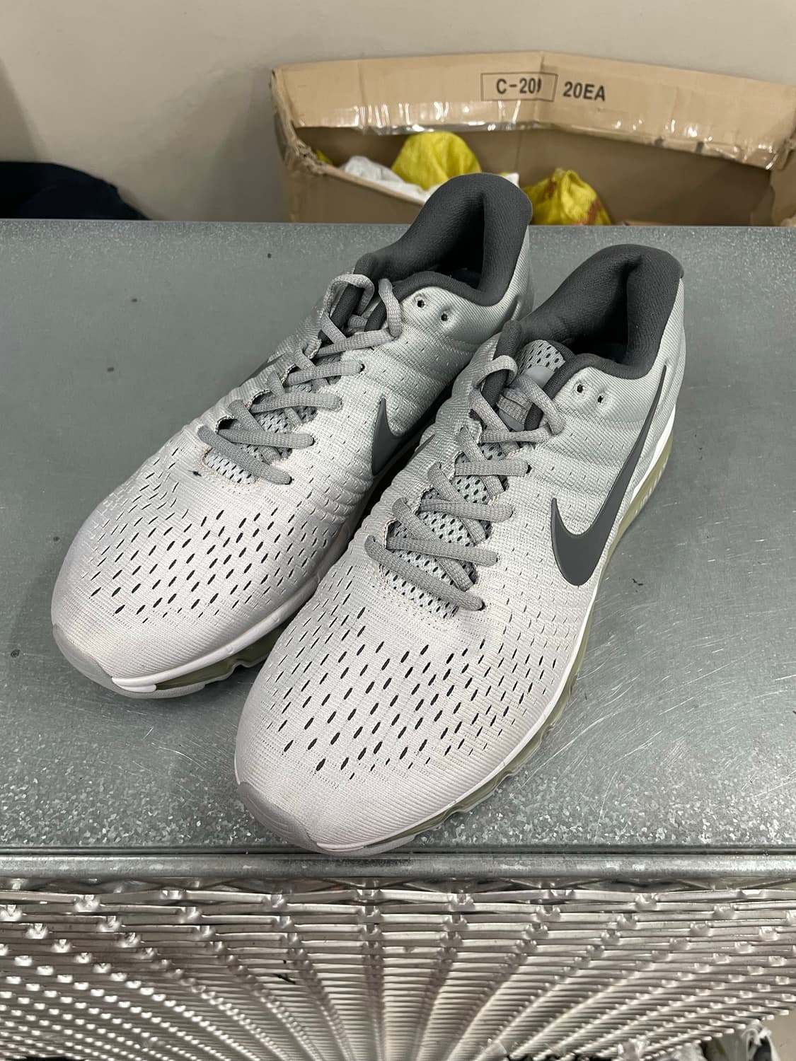 나이키 에어맥스 2017 퓨어 플레티넘 290 상품이미지2