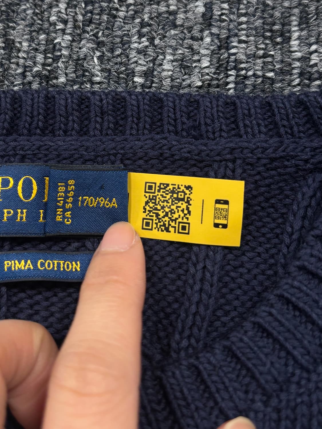 폴로 네이비 꽈배기 니트 상품이미지5