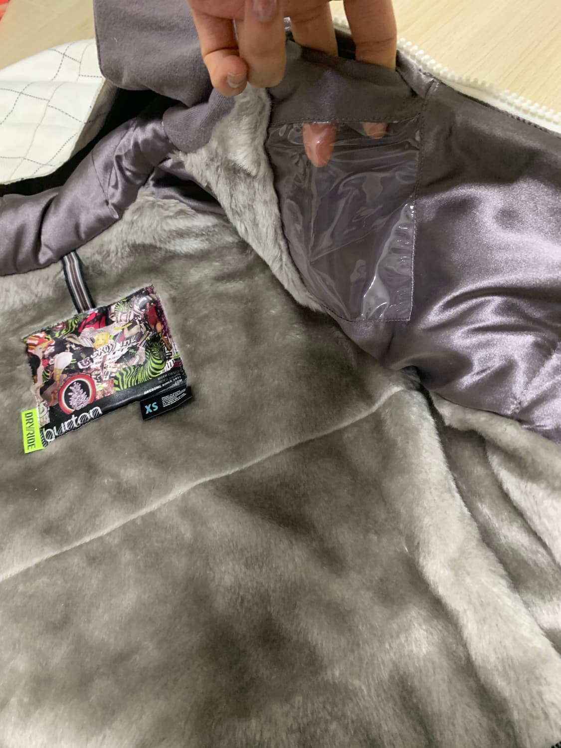 버튼(Burton) DRYRIDE 여성 스노우 자켓 / 미착용 상품이미지6