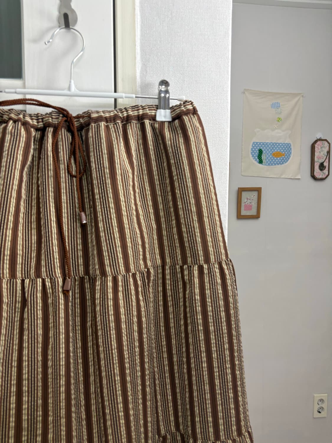 브라운 스트라이프 스커트 상품이미지7