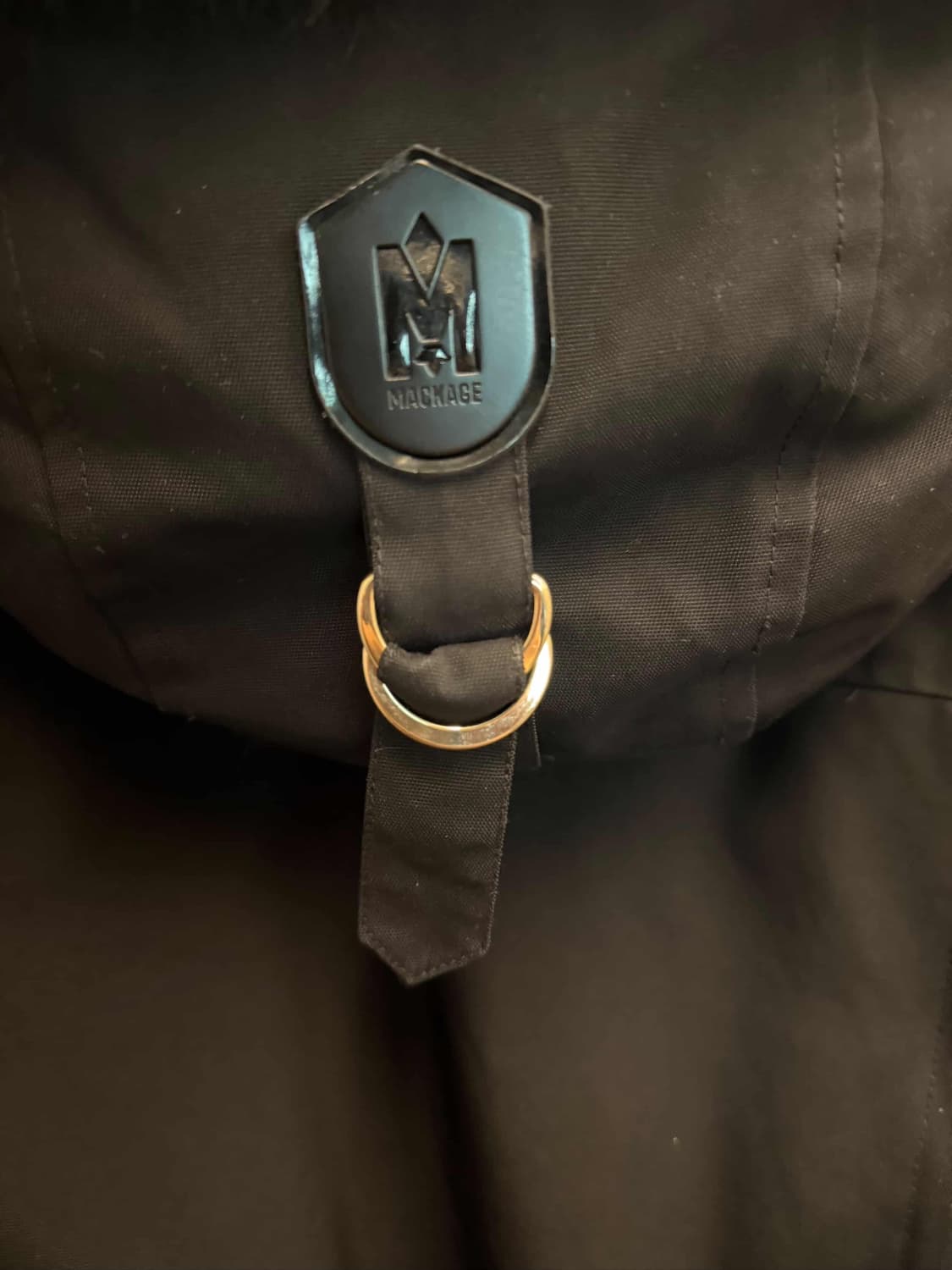 맥케이지 딕슨 블랙 금장 패딩 40 상품이미지4