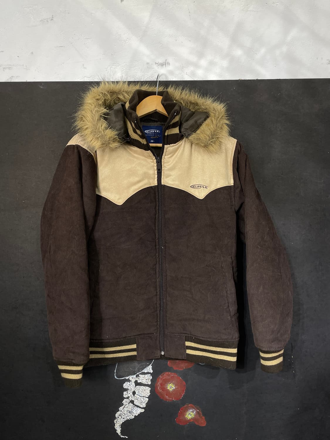 일본빈티지 CRU 울프죠 퍼 후드 브라운 패딩 크롭 자켓 M 상품이미지6