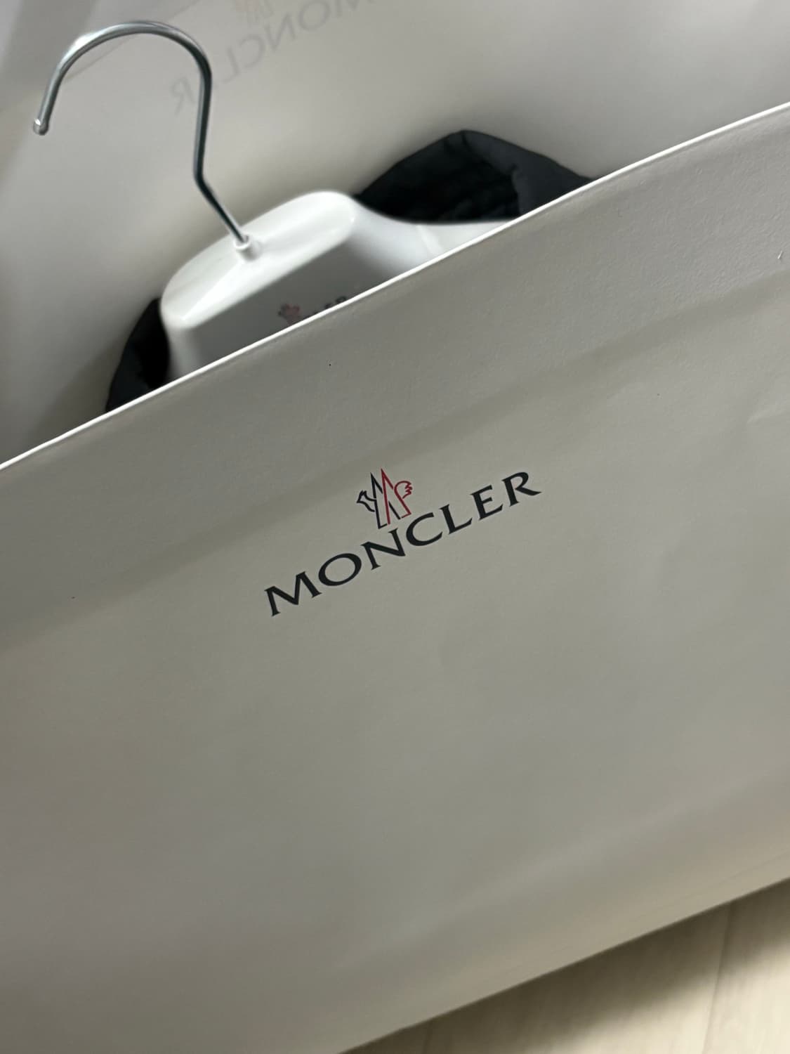 [3]몽클레어 경량패딩 authie 상품이미지4