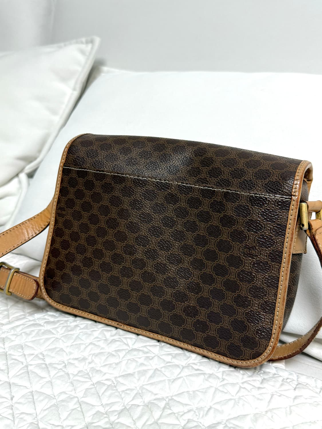 (정품)셀린느 마카담 크로스백  상품이미지2