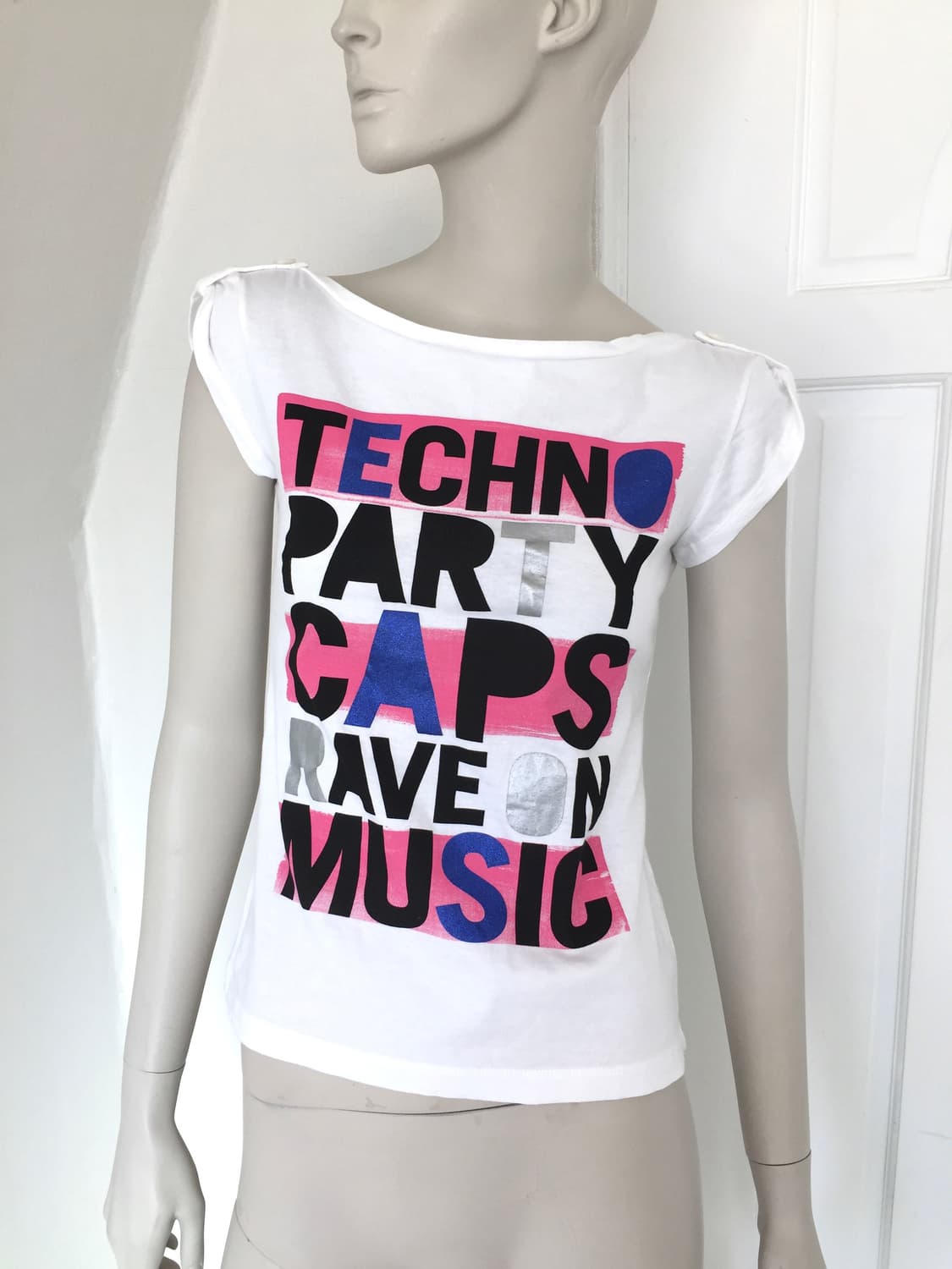 “MUSIC” Big Lettering Point Top 상품이미지1