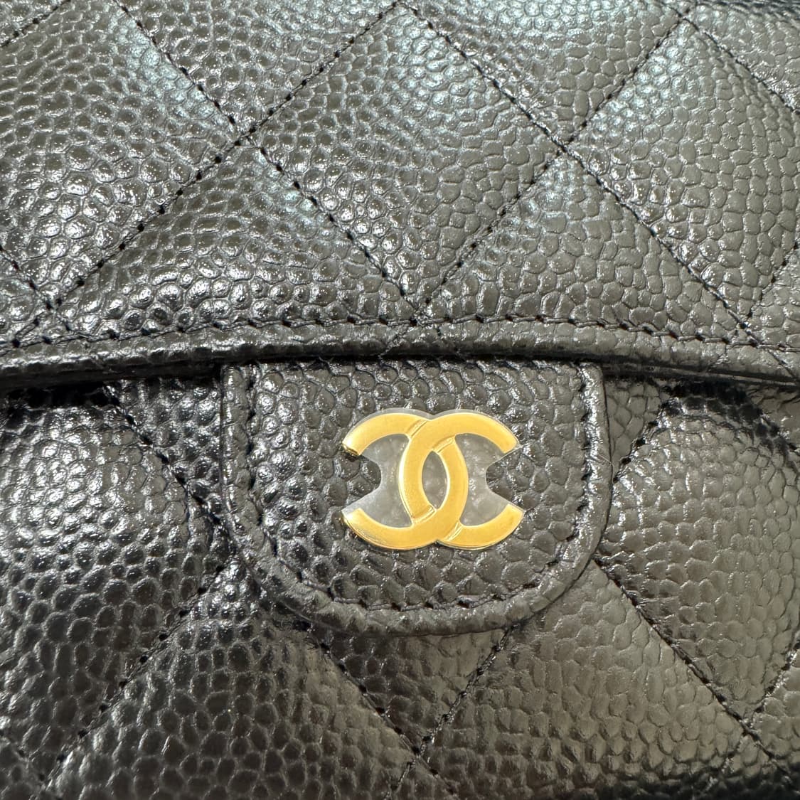 샤넬 클래식 캐비어 중지갑 내장칩 새제품 AP0232 상품이미지4