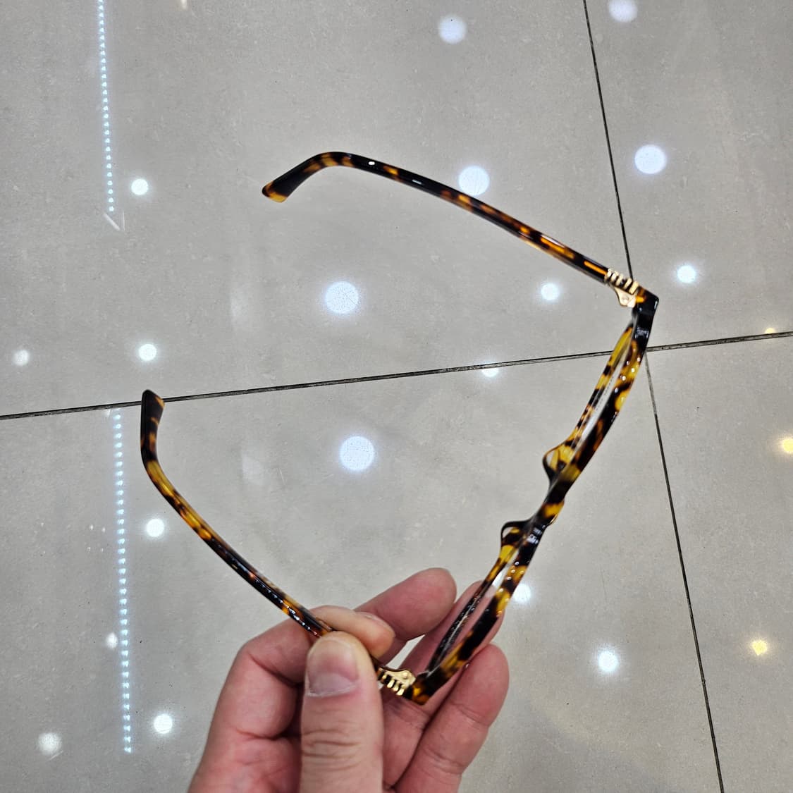 미우미우 리가드 새제품 시착도안함 상품이미지3