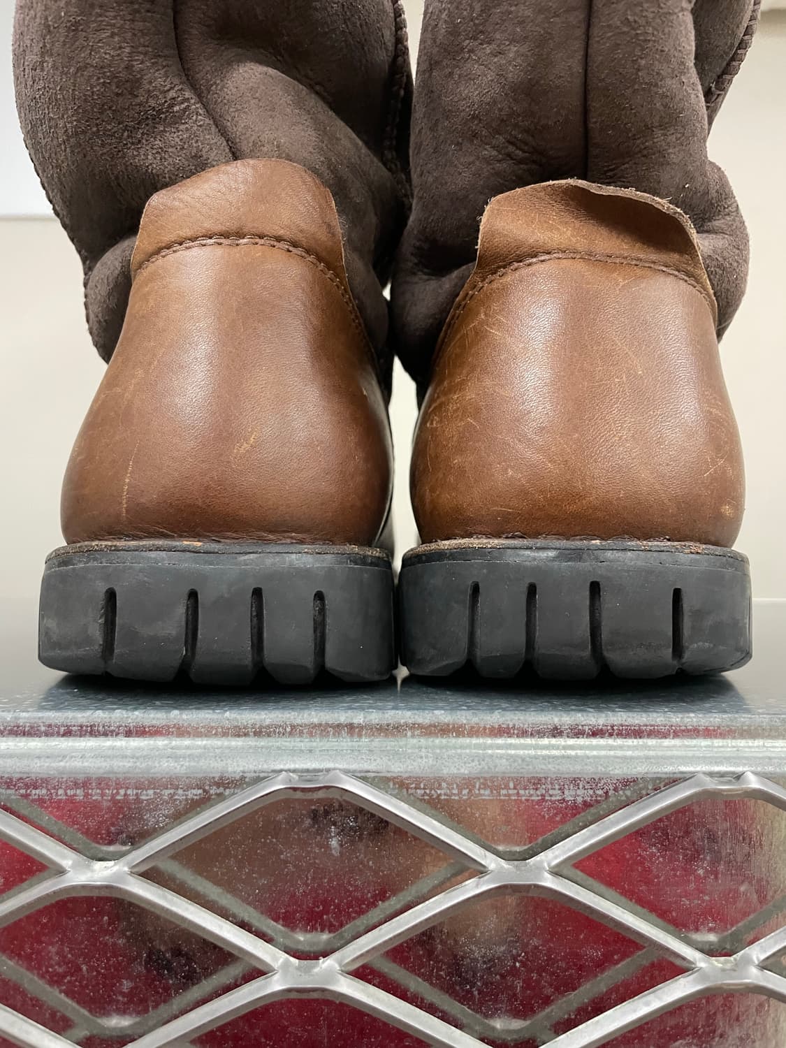 어그 맨즈 브라운 셰어링 부츠 270 상품이미지10