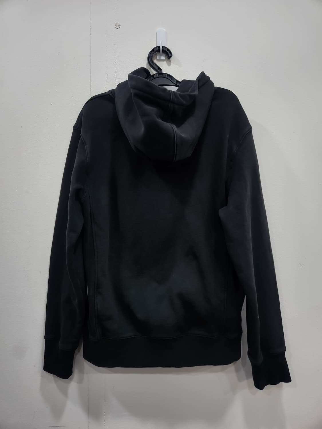 캘빈클라인 블랙 후드티 남성 95~100사이즈 상품이미지3