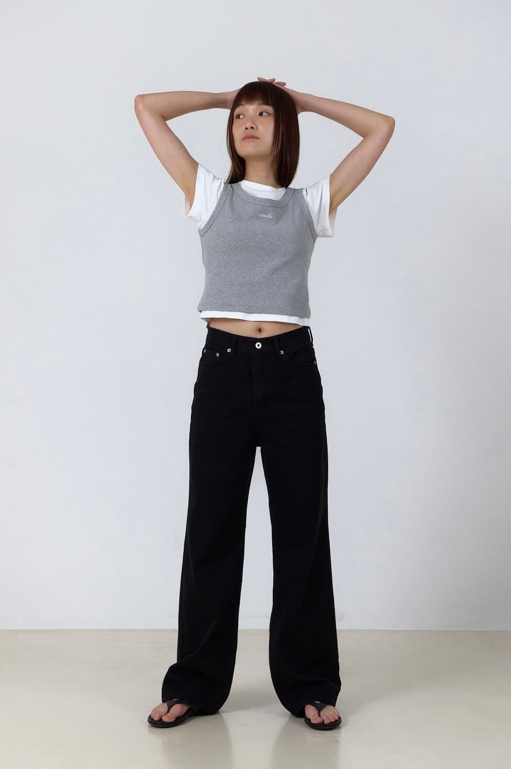 코어드 클래식 데님 블랙 숏 xs 상품이미지3