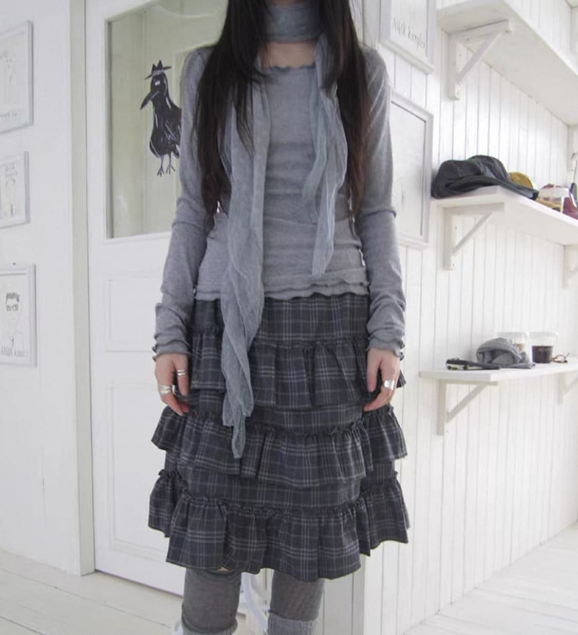 Ang project 프릴 스카프+롱슬리브 상품이미지1