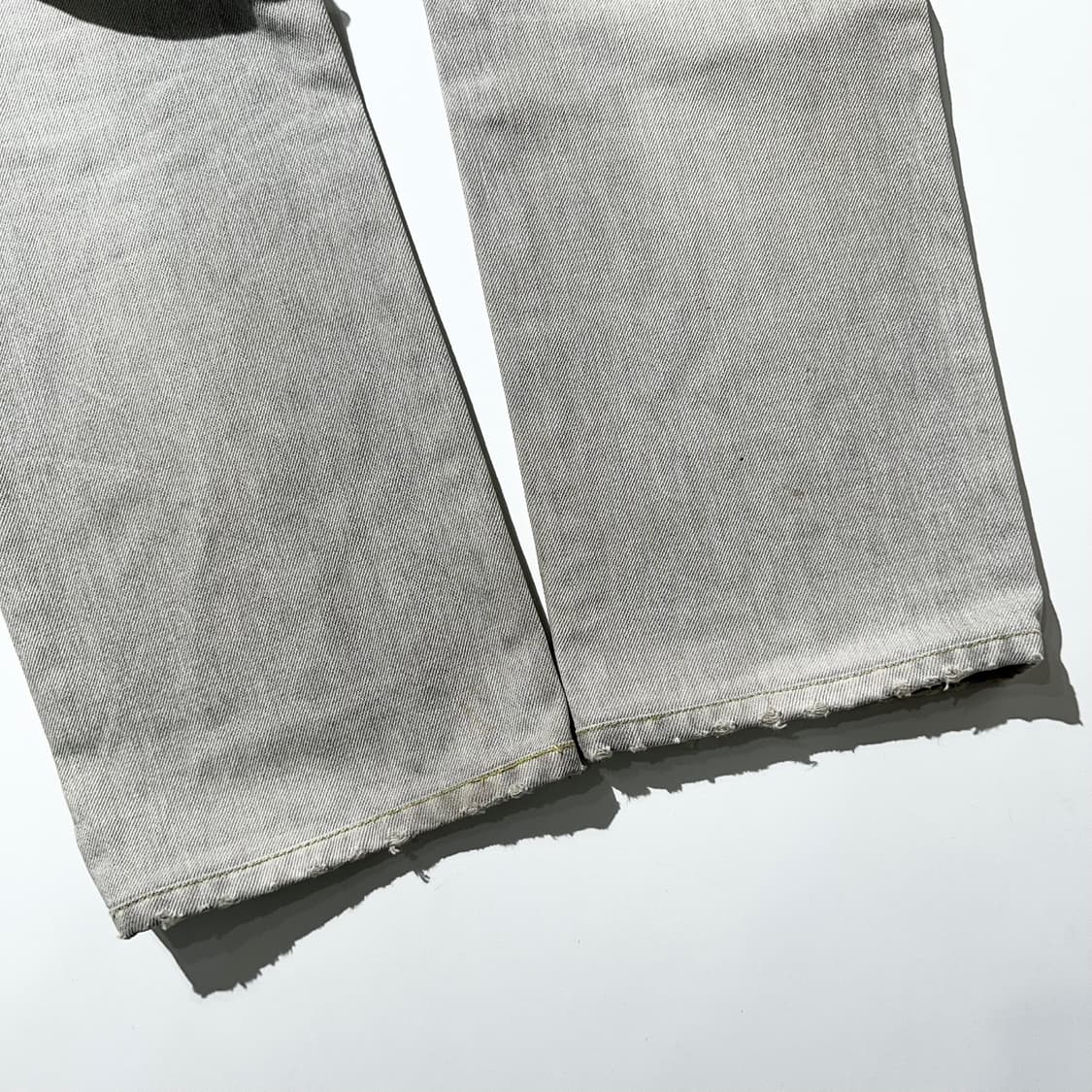 (매장판) 돌체 앤 가바나 메탈 플레이트 디스트레스드 데님 팬츠 상품이미지9